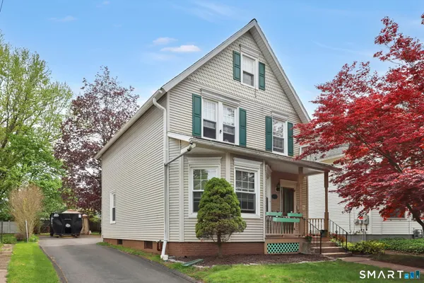 $229,900 | 165 Grand Street, Middletown, CT 06457