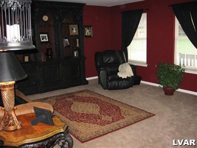 4435 Steuben Road Bethlehem, PA 18020 - Photo 18 of 30
