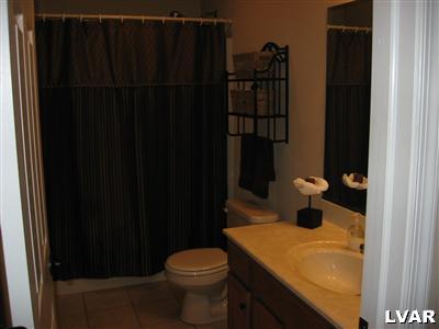 4435 Steuben Road Bethlehem, PA 18020 - Photo 30 of 30 2nd Floor Bath