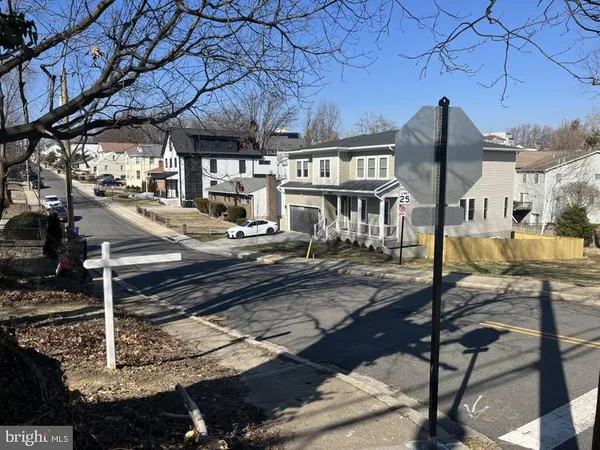 $349,000 | 2148 South Monroe Street, Arlington, VA 22204