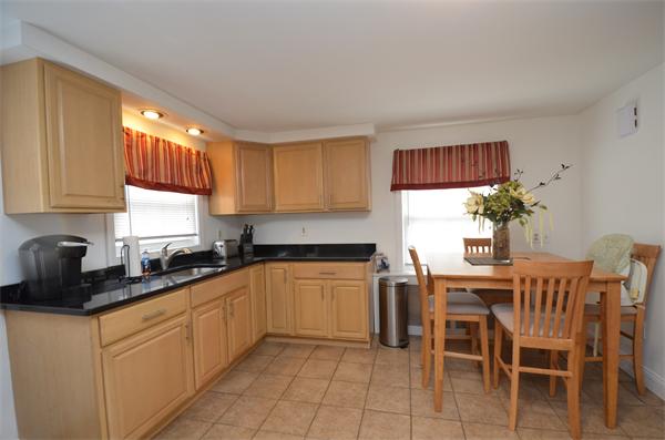 60 Maple Street Middleton, MA 01949 - Photo 4 of 25 Gallery Image 4