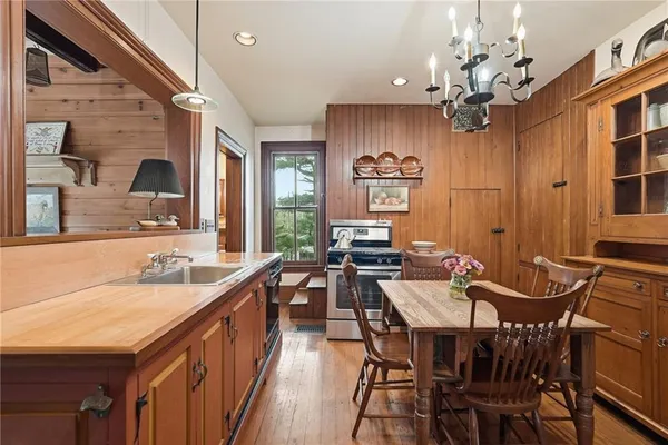 $1,200,000 | 2535 Fife Drive, Pittsburgh, PA 15241