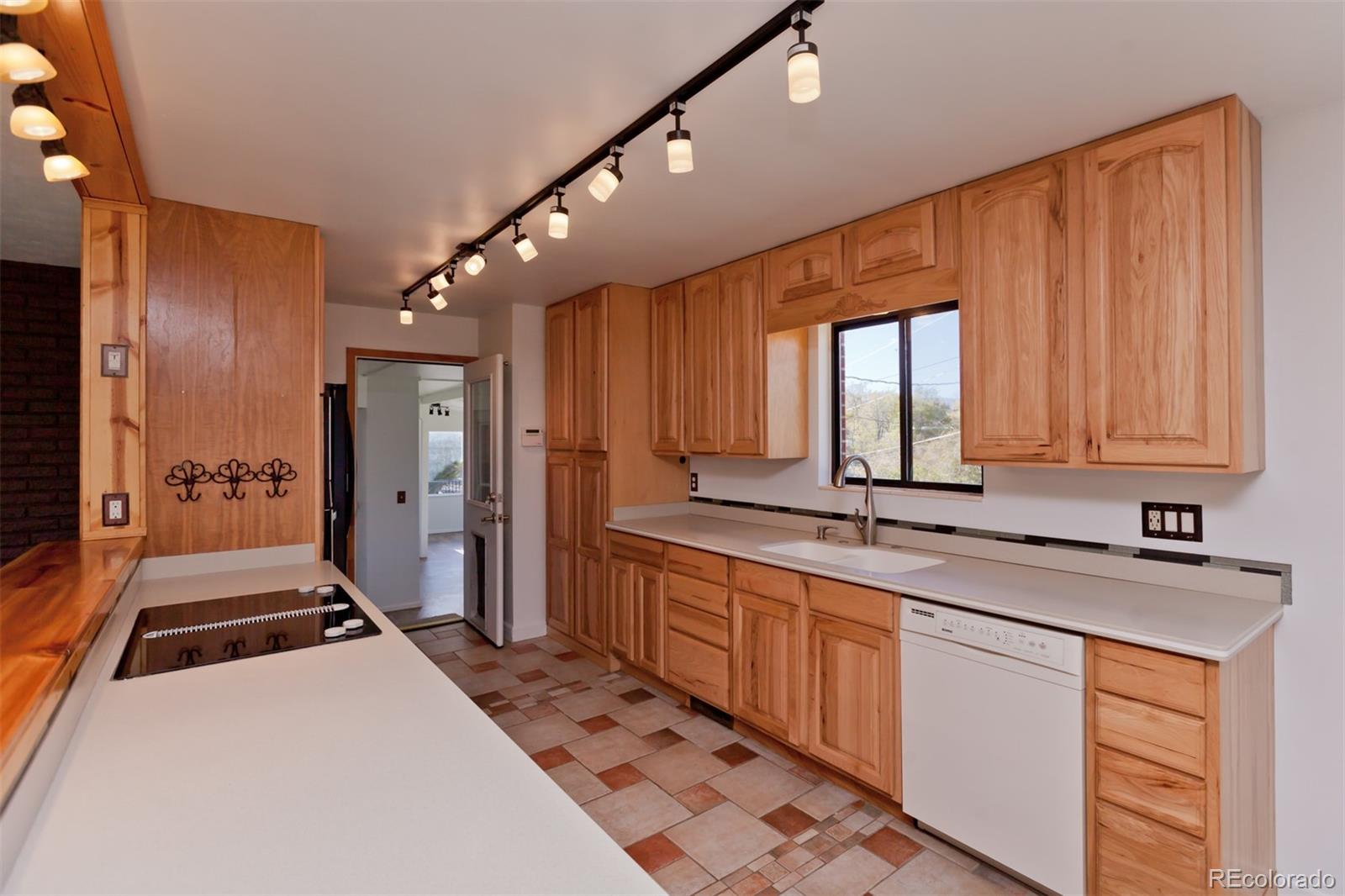 310 Country Club Park Road Grand Junction, CO 81507 - Photo 5 of 43 Gallery Image 5