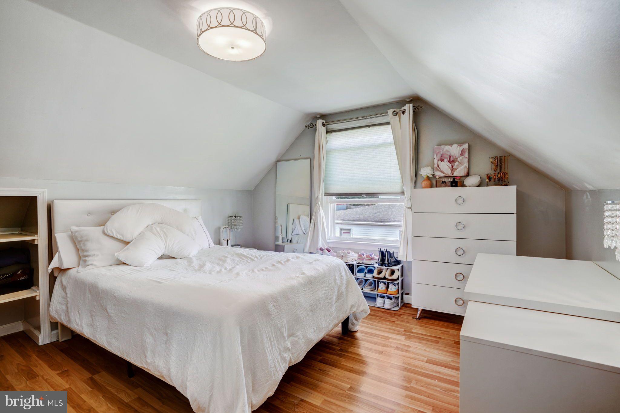 8716 Sagamore Road Philadelphia, PA 19128 - Photo 23 of 33 Remodeled bedroom with new flooring and window !