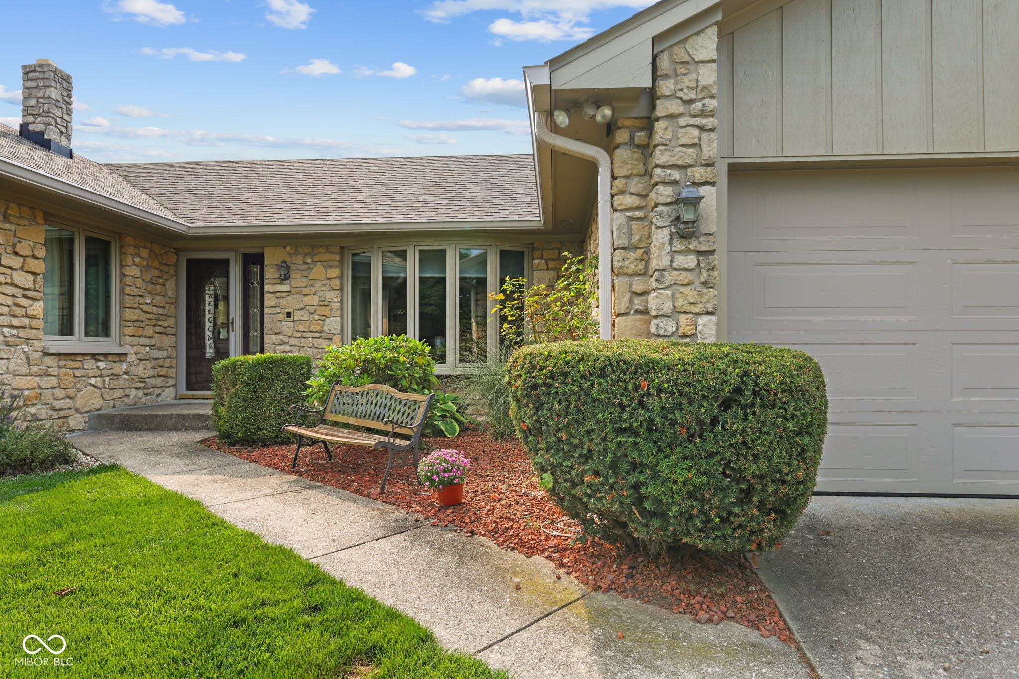 553 Ridge Road Greenwood, IN 46142 - Photo 4 of 51 Gallery Image 4