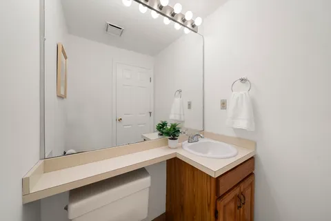 $414,000 | 161 Winter Street, Unit 2, Hanson, MA 02341