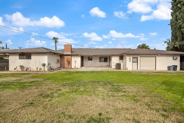 $529,000 | 4948 East Townsend Avenue, Fresno, CA 93727