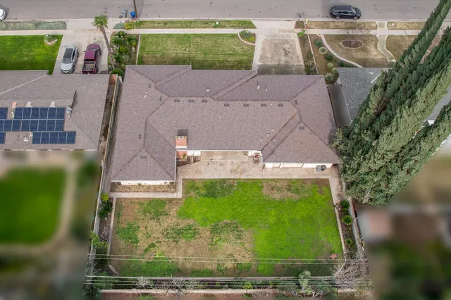 $529,000 | 4948 East Townsend Avenue, Fresno, CA 93727