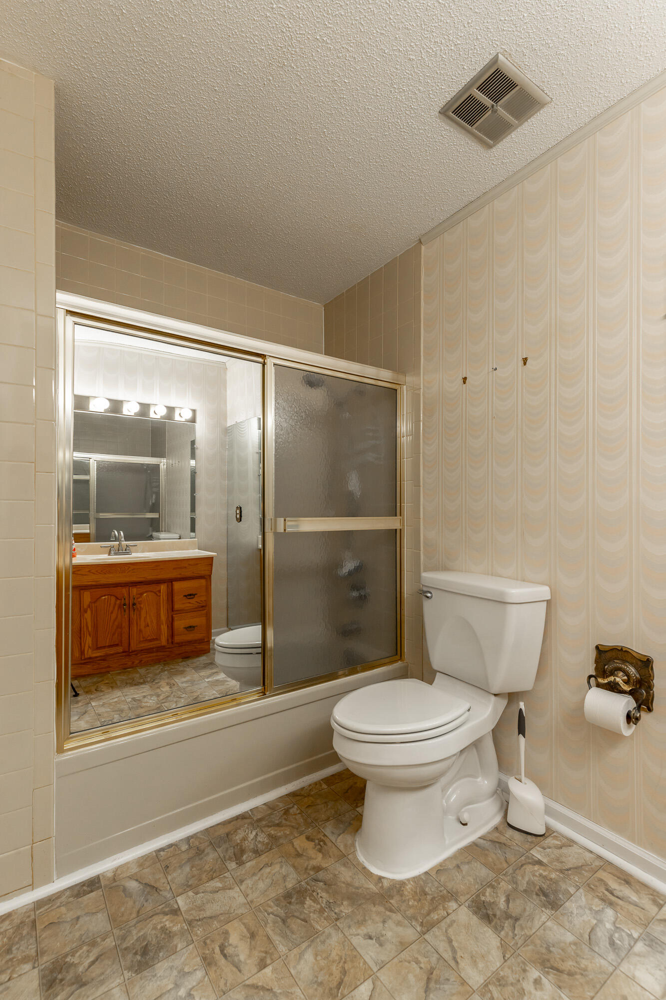 204 Dodd Road Ringgold, GA 30736 - Photo 21 of 91 204 Dodd Road HD-19