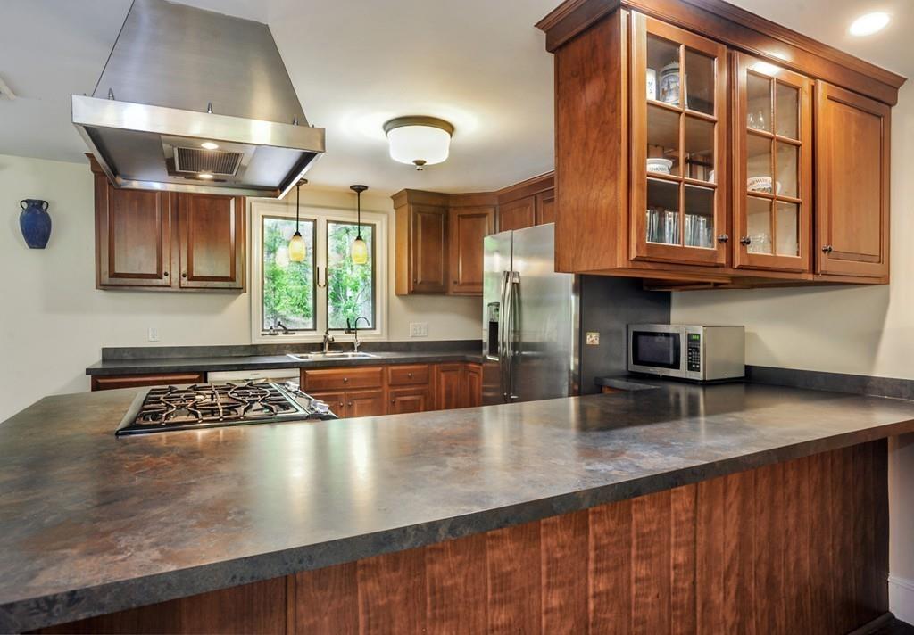 89 Ring Road Plympton, MA 02367 - Photo 3 of 21 Gallery Image 3