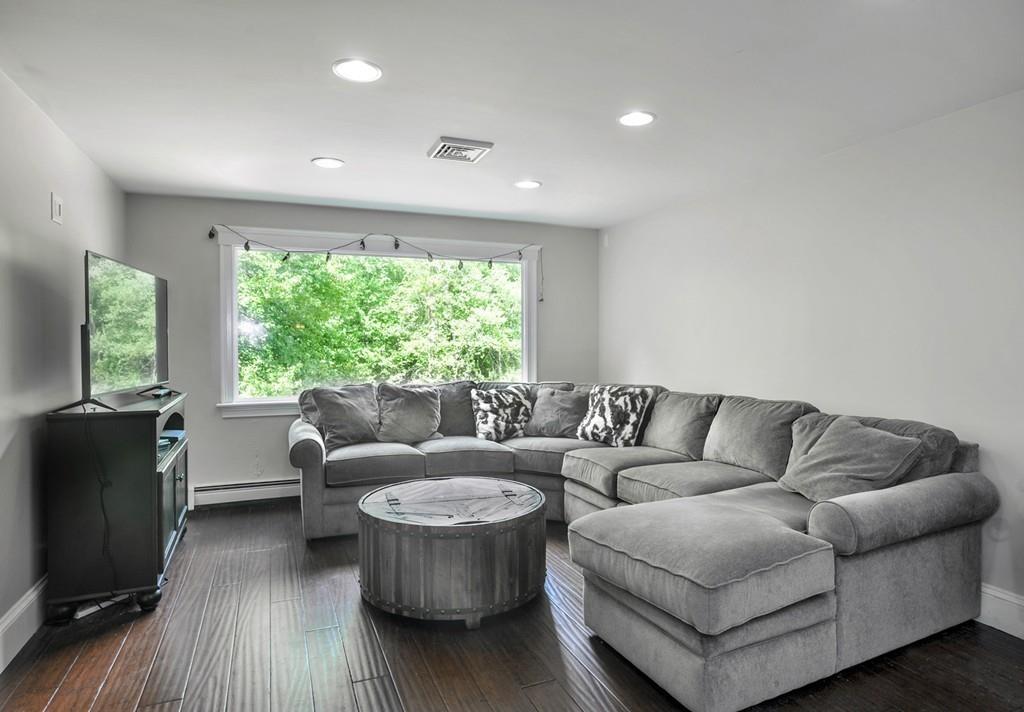89 Ring Road Plympton, MA 02367 - Photo 7 of 21 Gallery Image 7