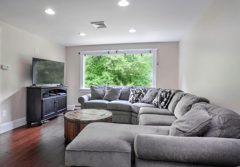 89 Ring Road Plympton, MA 02367 - Photo 8 of 21 Gallery Image 8