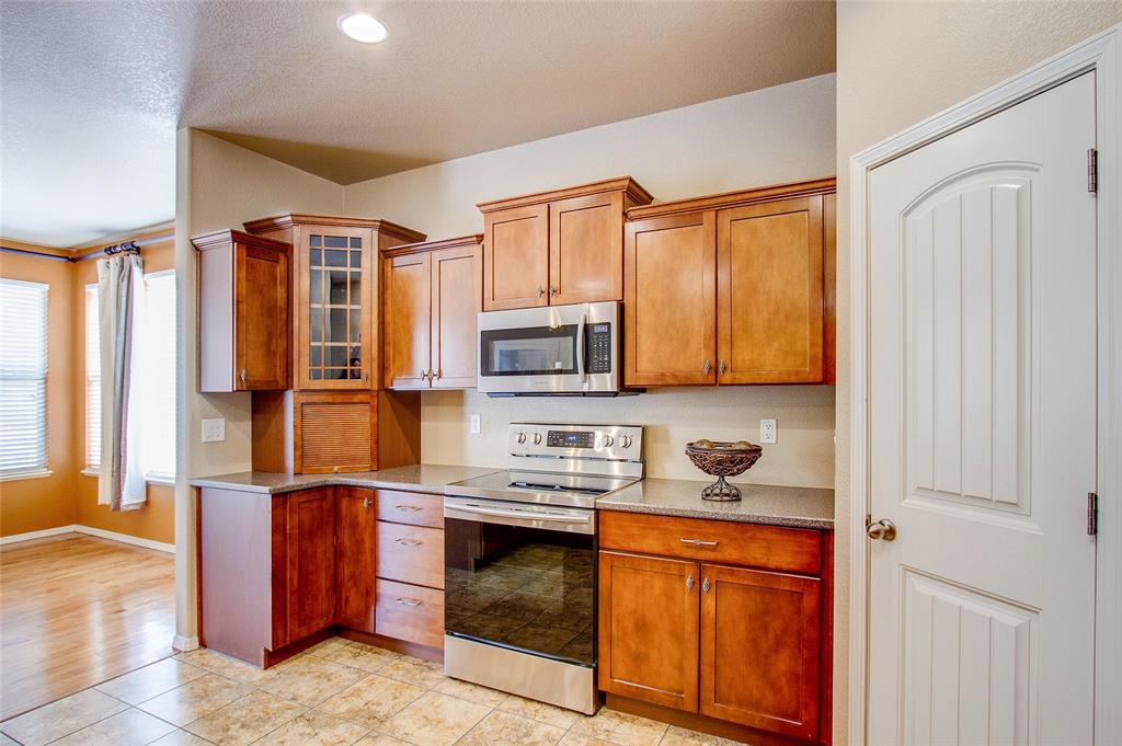 2384 Cinnabar Road Colorado Springs, CO 80921 - Photo 2 of 28