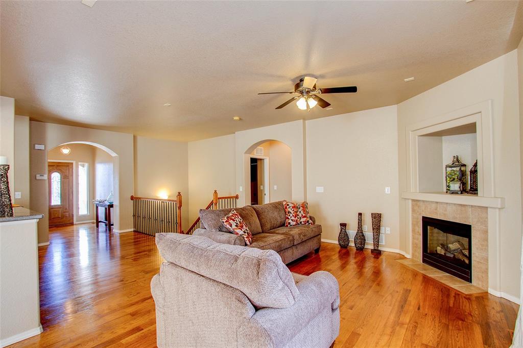 2384 Cinnabar Road Colorado Springs, CO 80921 - Photo 4 of 28