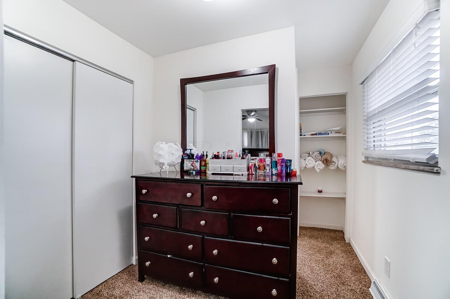 1126 Acton Road Columbus, OH 43224 - Photo 19 of 39 Gallery Image 19