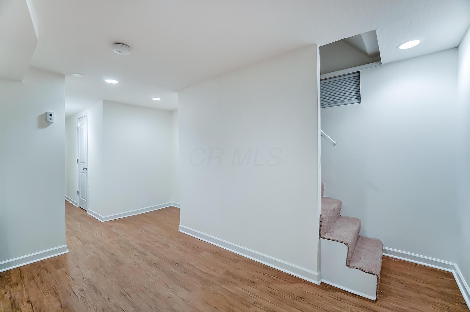 1126 Acton Road Columbus, OH 43224 - Photo 25 of 39 Gallery Image 25