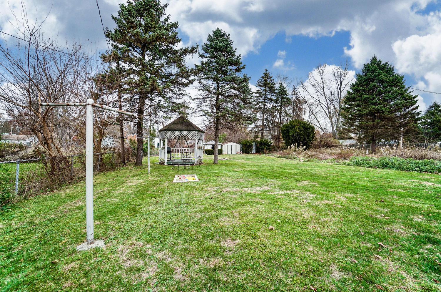 1126 Acton Road Columbus, OH 43224 - Photo 38 of 39 Gallery Image 38