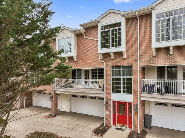 $272,500 | 740 Turnpike Street, Unit 7, Beaver, PA 15009