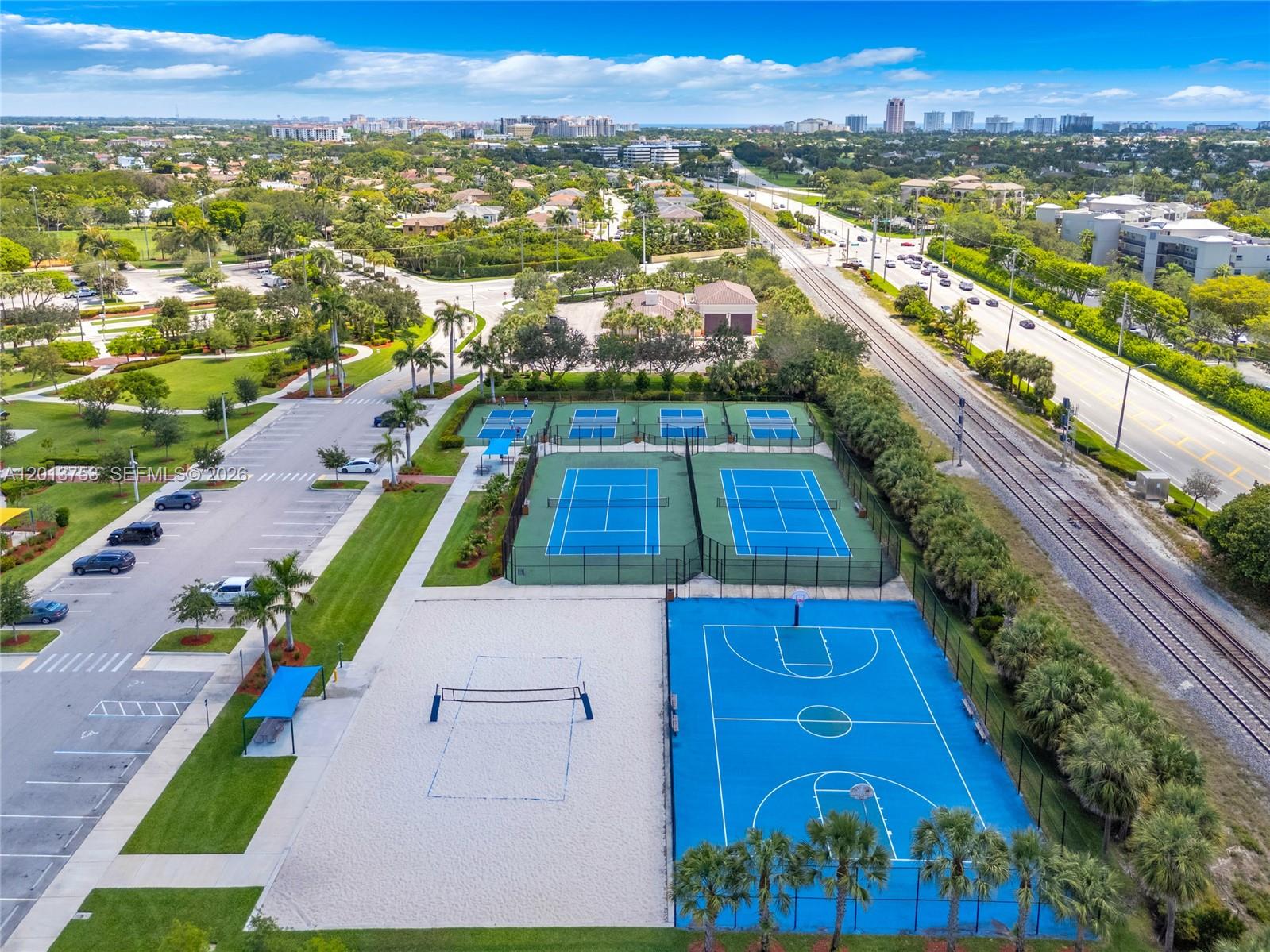 12 Royal Palm Way, Unit 103 Boca Raton, FL 33432 - Photo 21 of 22 a view of a city