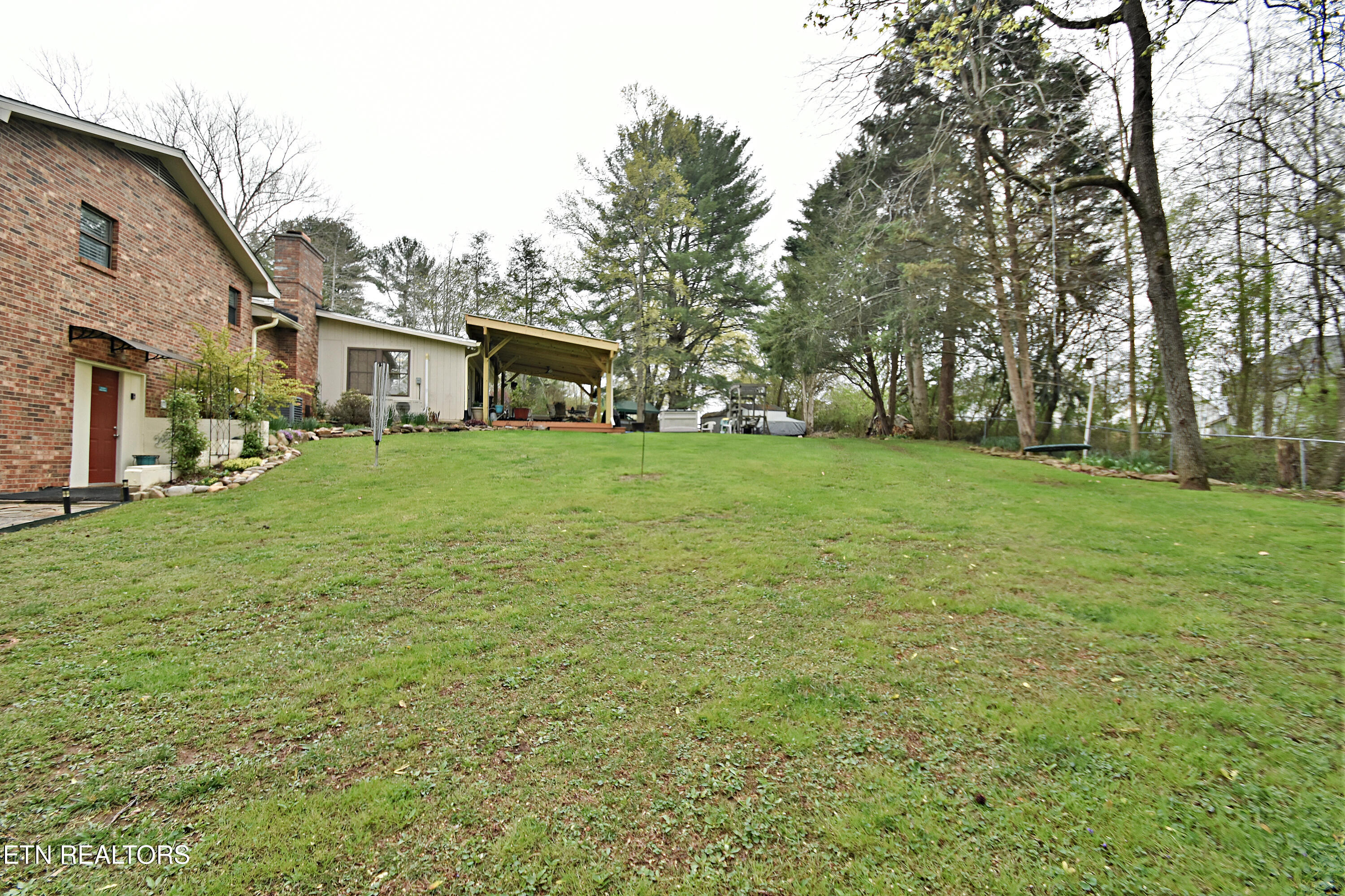 7309 Chartwell Road, Unit 4 Knoxville, TN 37931 - Photo 38 of 57 DSC_5137