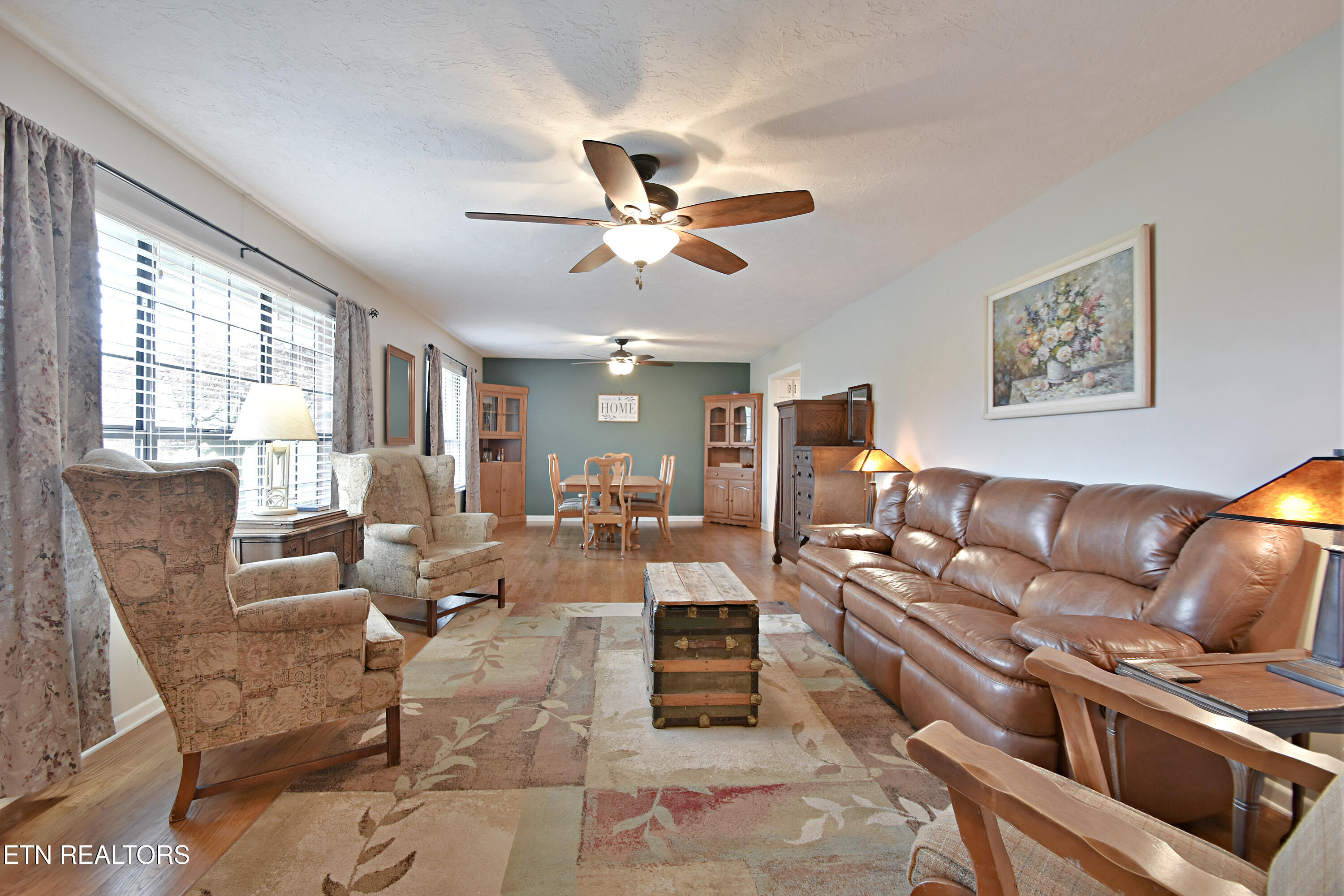 7309 Chartwell Road, Unit 4 Knoxville, TN 37931 - Photo 6 of 57 DSC_5040