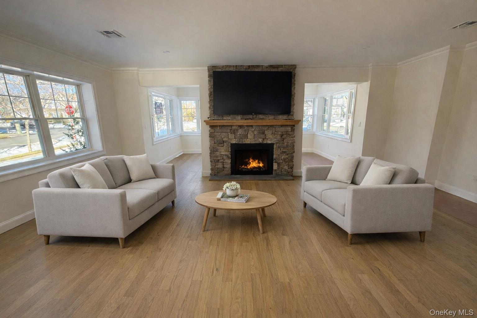 78 Ontario Road Floral Park, NY 11001 - Photo 9 of 33 Virtually staged living room