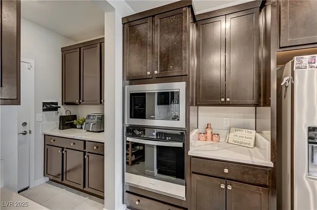 $579,000 | 11402 Ethereal Landing Avenue, Las Vegas, NV 89138