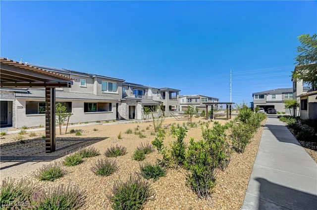 $579,000 | 11402 Ethereal Landing Avenue, Las Vegas, NV 89138