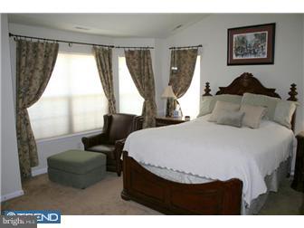 18 Brecht Road Hamilton, NJ 08690 - Photo 8 of 11 Bedroom - Main