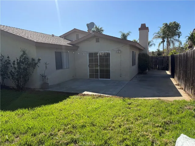$3,850 | 1256 Armstrong Circle, Escondido, CA 92027