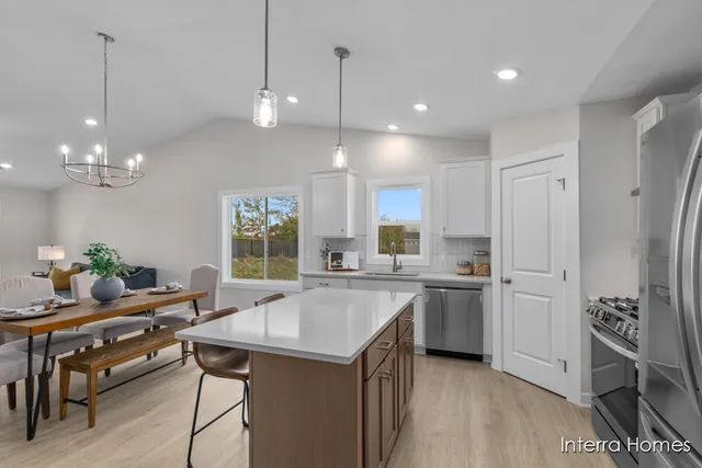 $419,900 | 995 Scioto Drive Northwest, Unit 25, Comstock Park, MI 49321