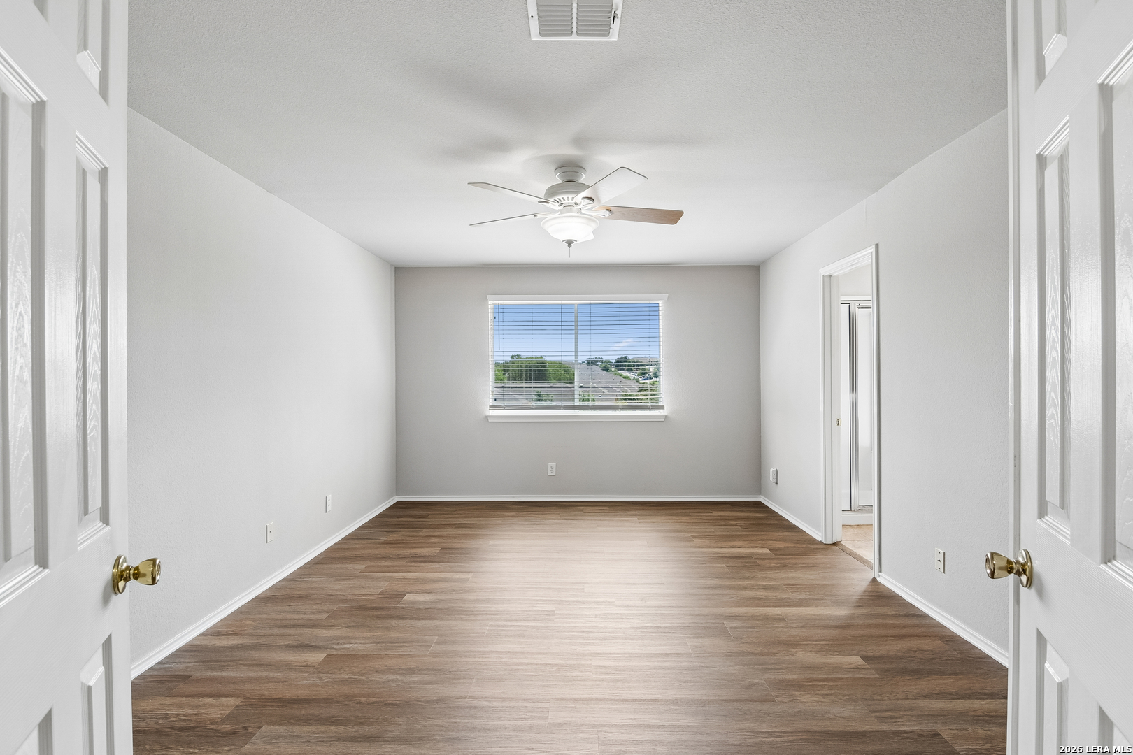 514 Rattler Bluff San Antonio, TX 78251 - Photo 7 of 33