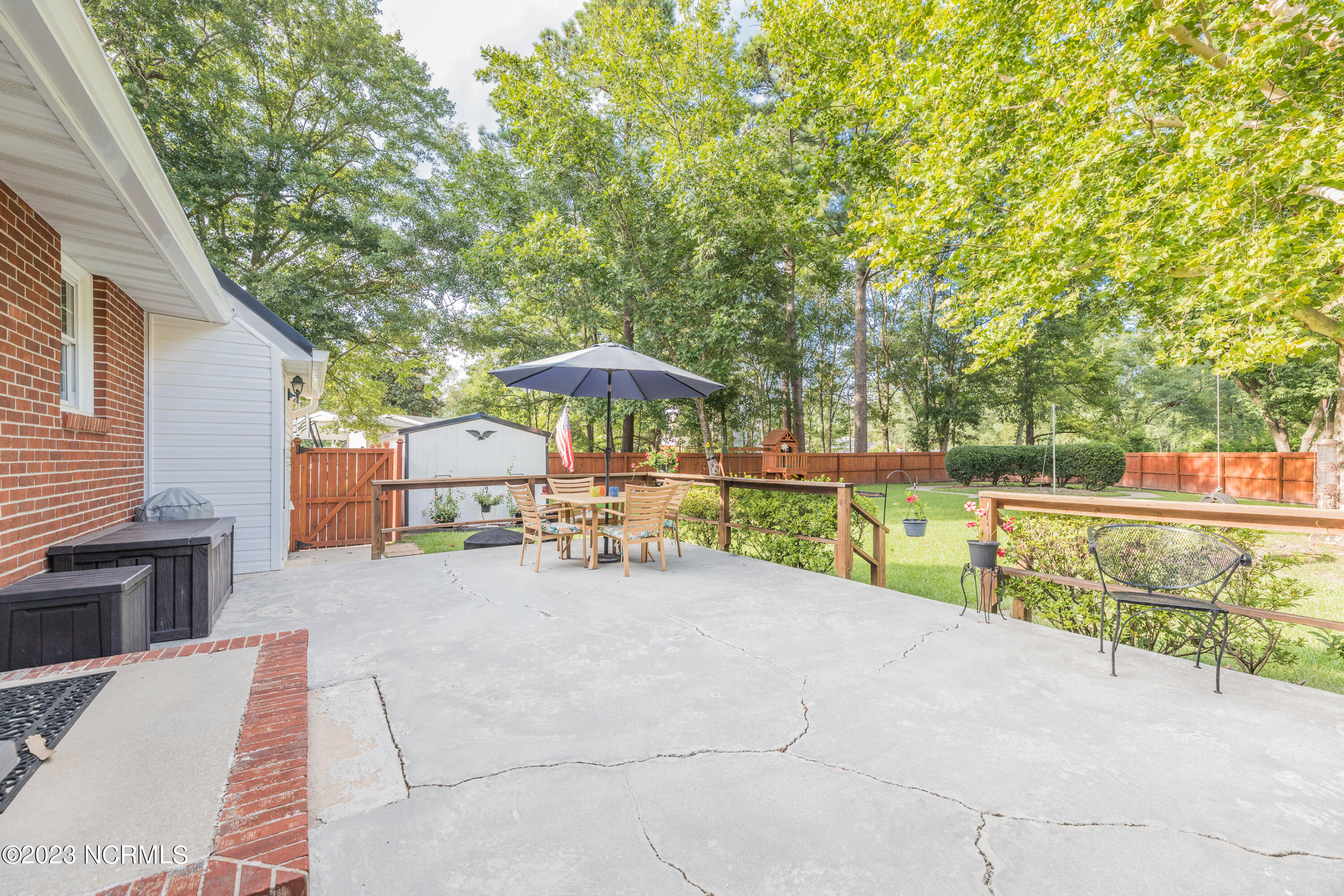 806 Mitchell Road Jacksonville, NC 28540 - Photo 34 of 54 34DECK