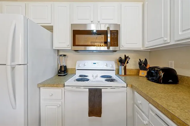 $319,000 | 8419 Blue Lagoon Drive, Kissimmee, FL 34747