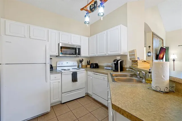 $319,000 | 8419 Blue Lagoon Drive, Kissimmee, FL 34747