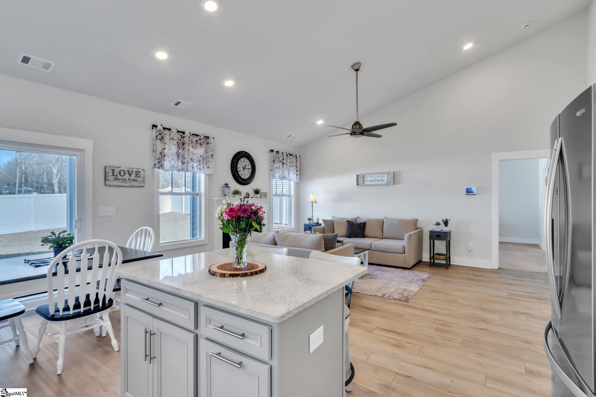 207 Benjamin Drive Easley, SC 29642 - Photo 11 of 31