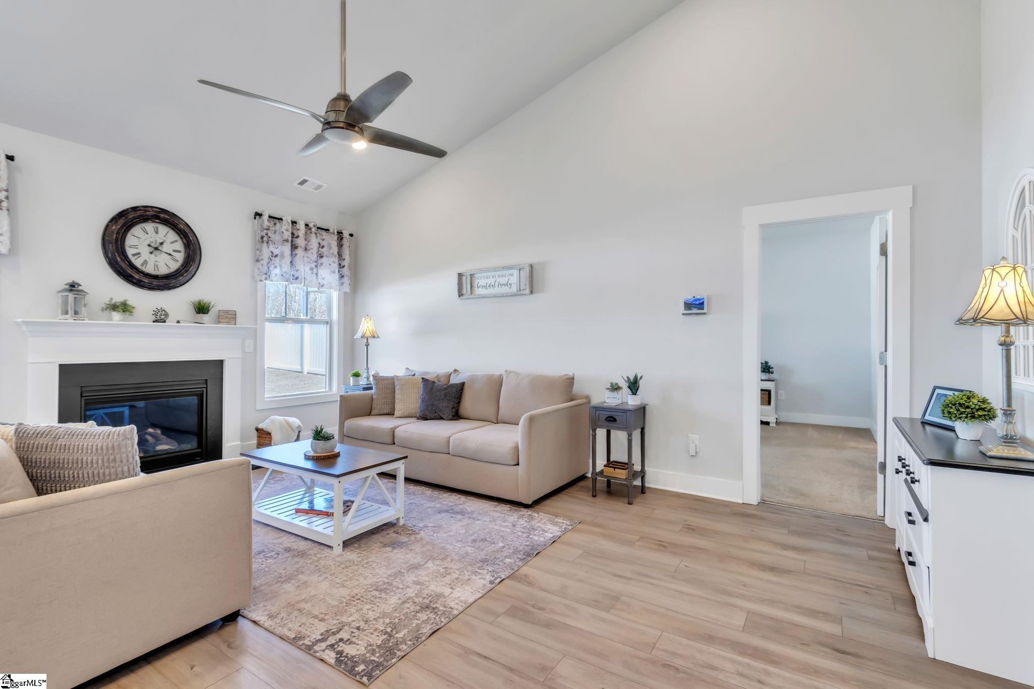 207 Benjamin Drive Easley, SC 29642 - Photo 13 of 31