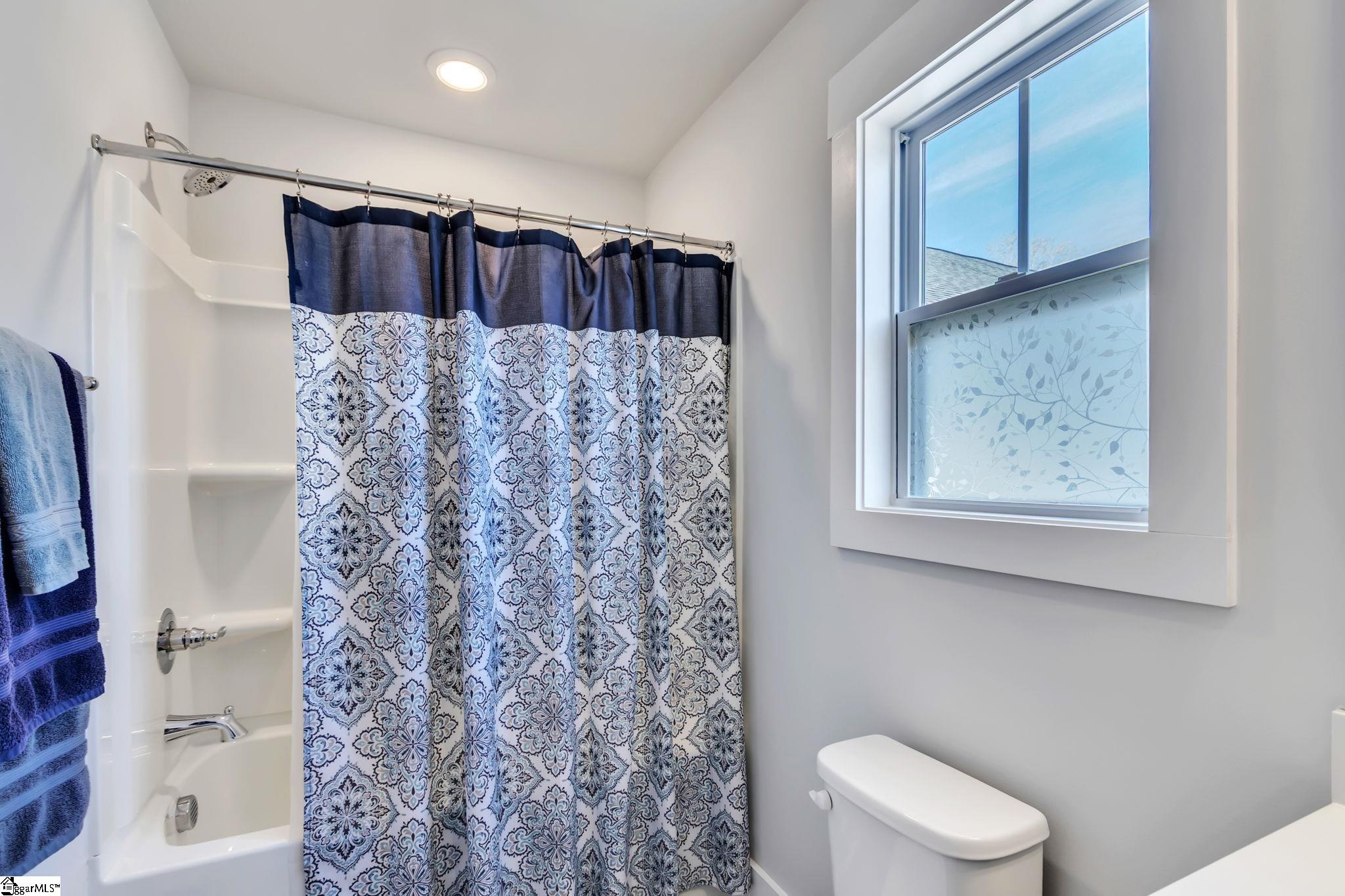 207 Benjamin Drive Easley, SC 29642 - Photo 22 of 31