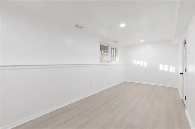 $334,950 | 7014 North Brookside Road, Pleasant Valley, MO 64068