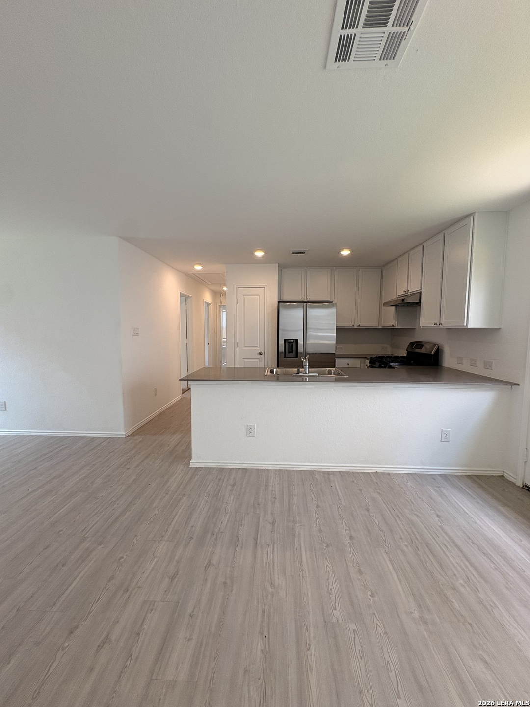 6933 Biotite Ridge Elmendorf, TX 78112 - Photo 2 of 15