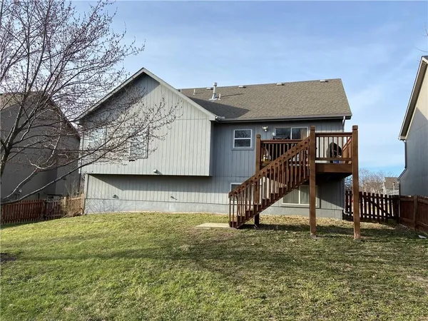 $420,000 | 20669 West 124th Terrace, Olathe, KS 66061