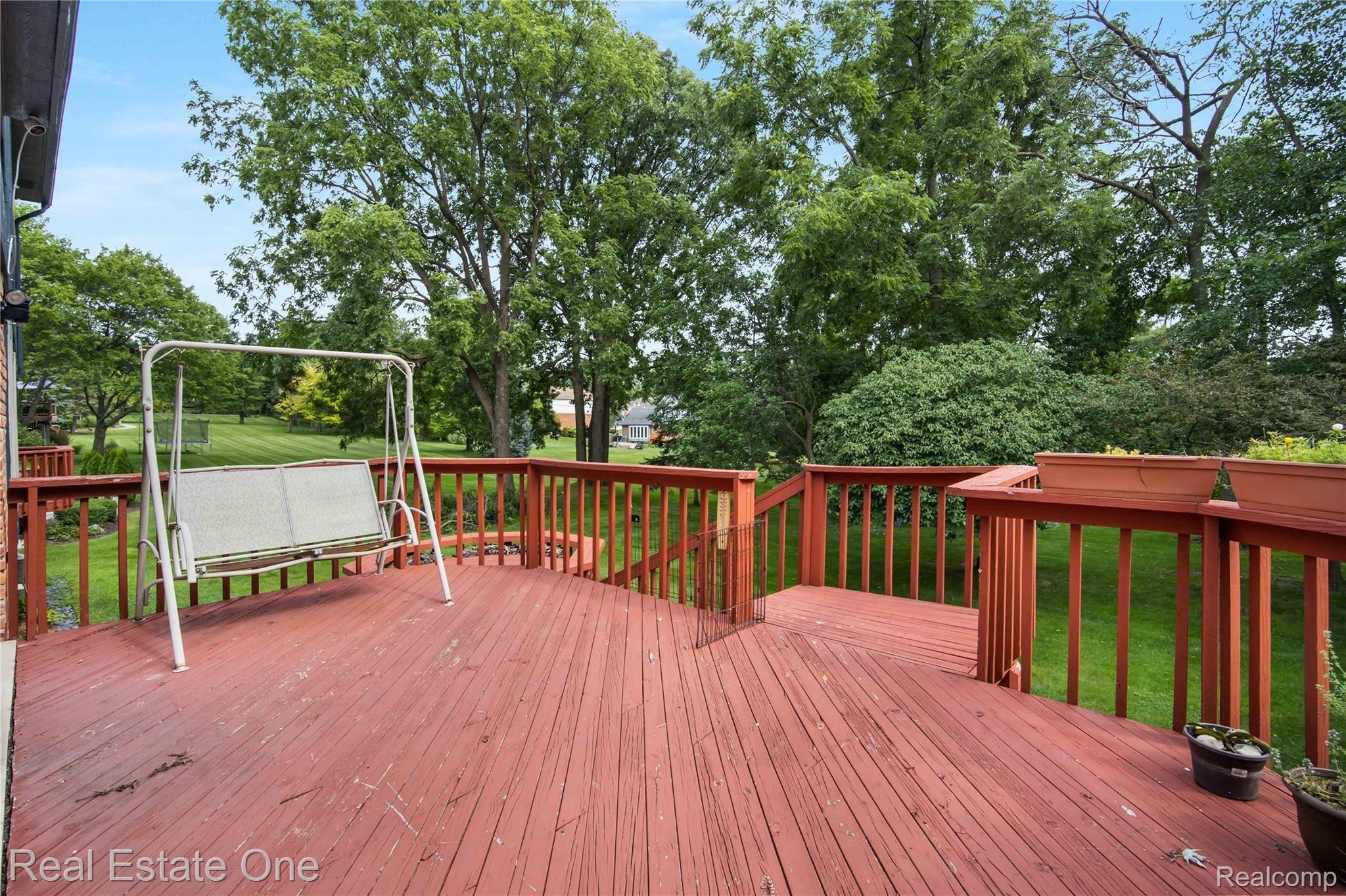 2565 Topsham Drive Rochester, MI 48306 - Photo 41 of 45 IMG_0120.jpg