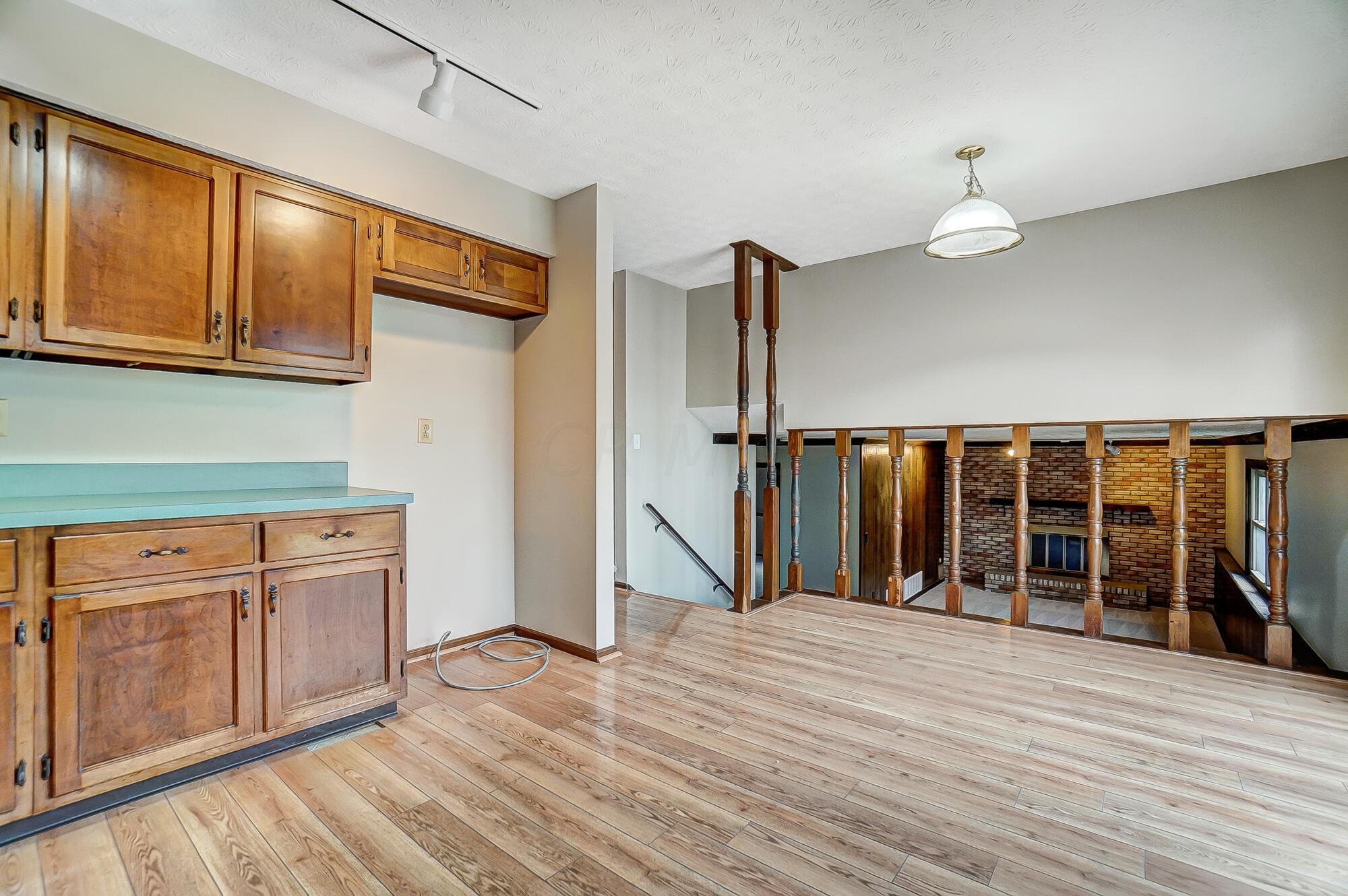 91 Lawrence Road Westerville, OH 43081 - Photo 16 of 50 020