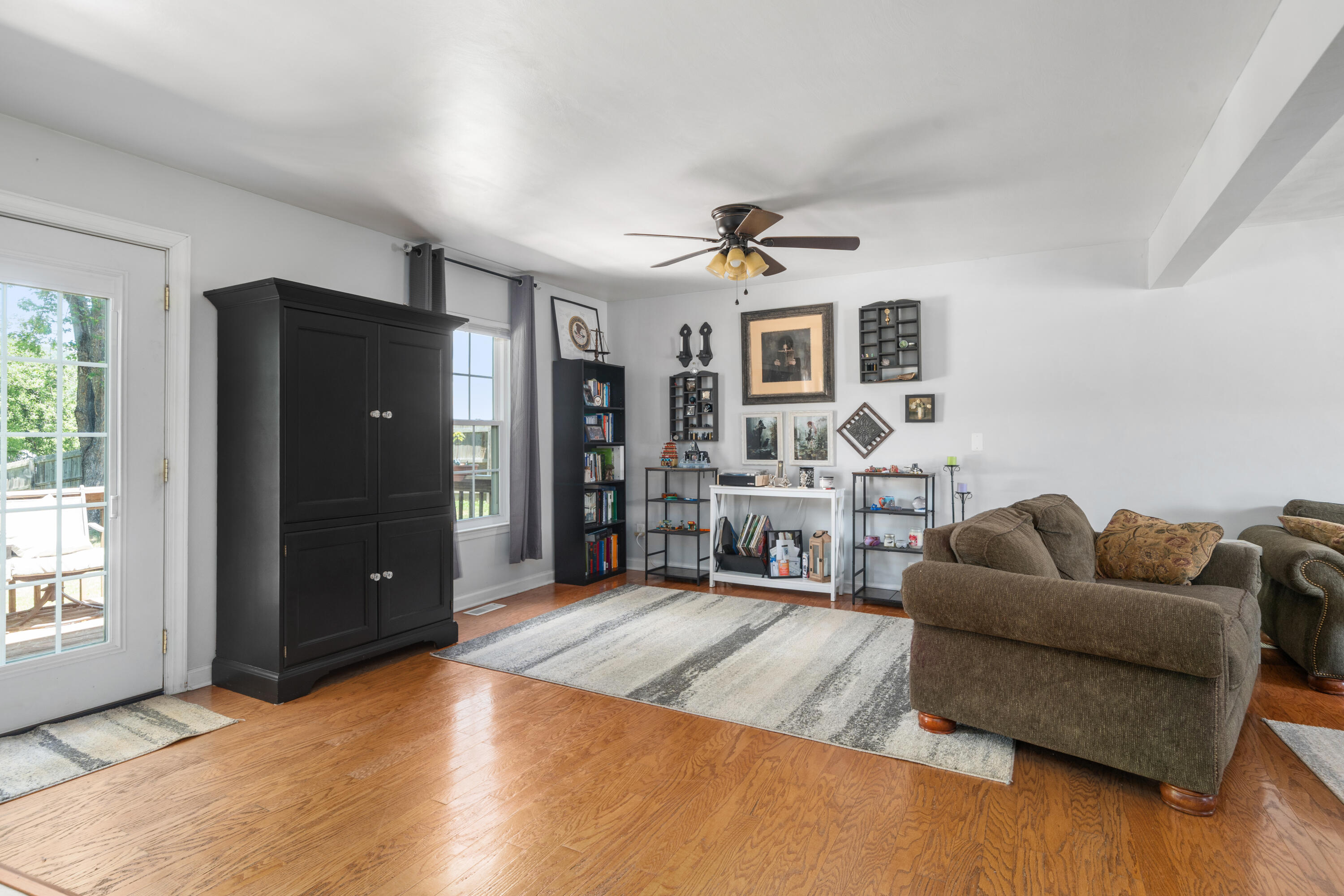 294 Ray Street Roanoke, VA 24019 - Photo 11 of 35 Family Room