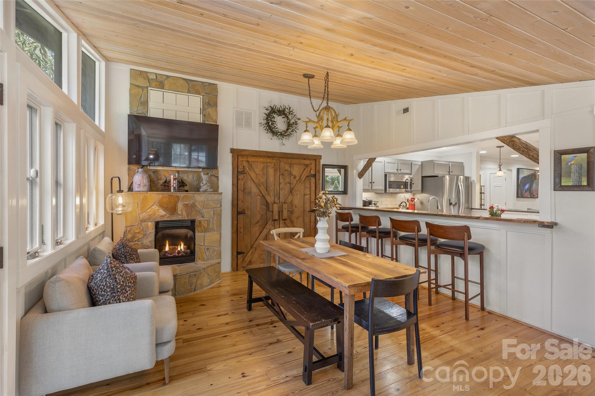 464 Franklin Road Highlands, NC 28741 - Photo 24 of 44 a living room with furniture and a table