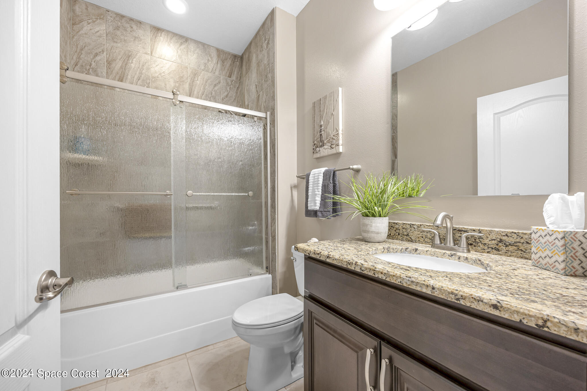 4227 Preservation Circle Melbourne, FL 32934 - Photo 33 of 50 GUEST BATHROOM