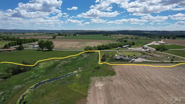 $800,000 | 621 X Black Canyon, Emmett, ID 83617