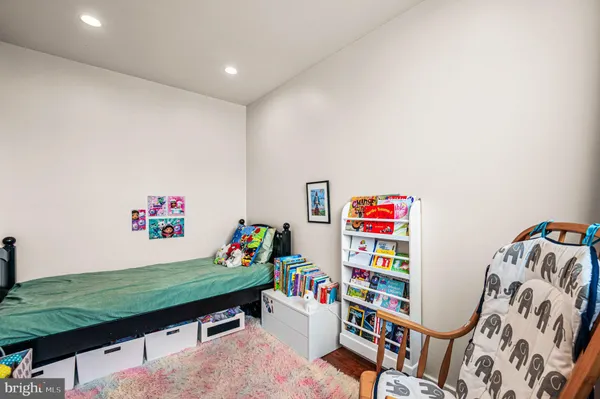 $3,700 | 1825 Carpenter Street, Unit C, Philadelphia, PA 19146