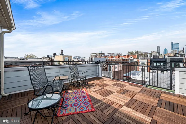 $3,700 | 1825 Carpenter Street, Unit C, Philadelphia, PA 19146