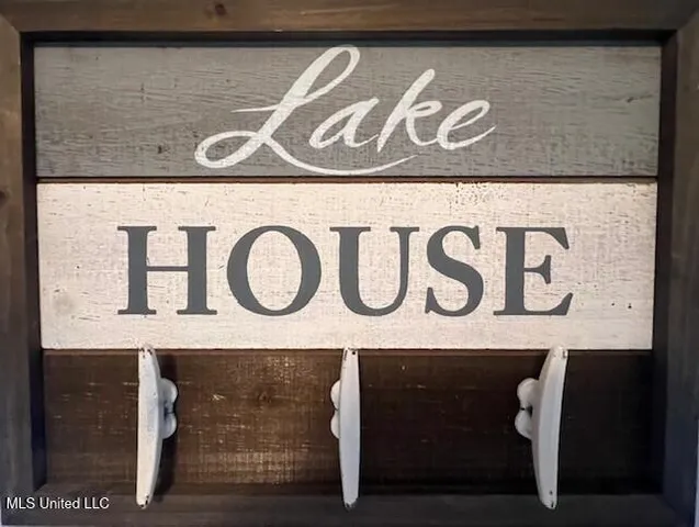 $179,900 | 1810 County Road 170, Oakland, MS 38948